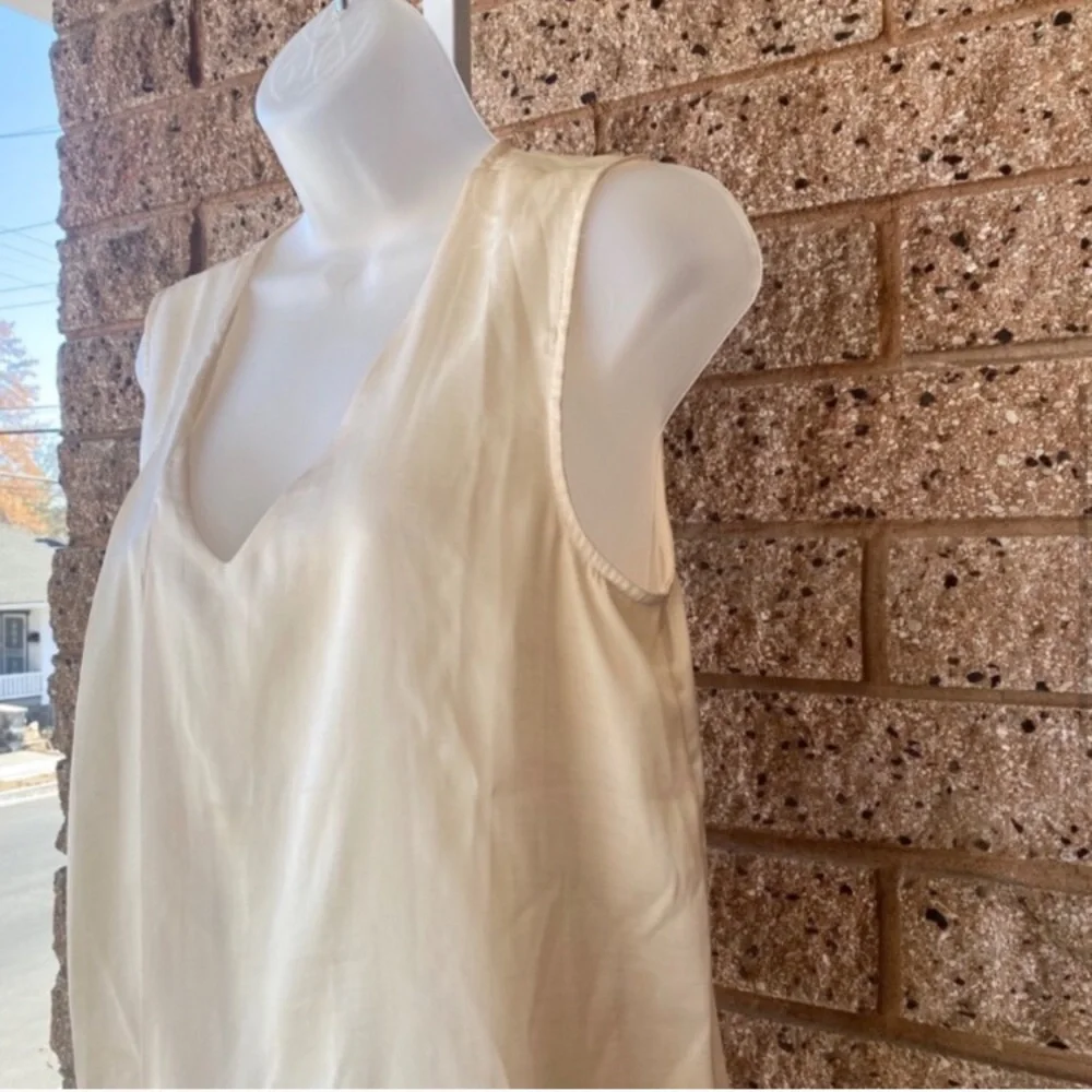 Monroe & Main Silky Pleated Cream Blouse EUC | S - Picture 5 of 7